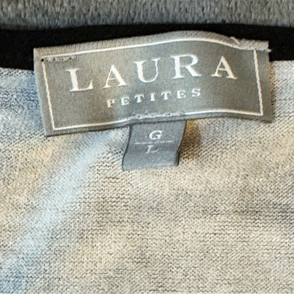 Abstract Print Women's Top
#1115 - Picture 4 of 6